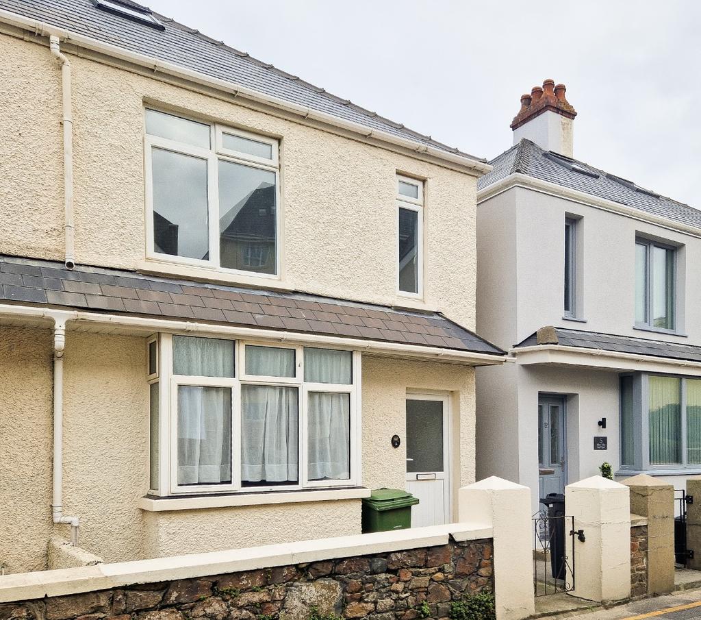 Greve D'azette, St. Clement, Jersey... 3 bed semidetached house £600,000