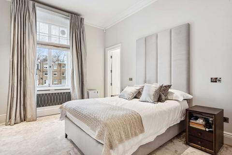 2 bedroom apartment to rent, Rutland Gate, Knightsbridge SW7