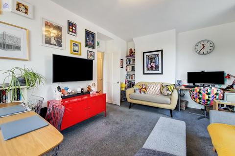 2 bedroom flat for sale - Harmood, Harmood Street, Chalk Farm, NW1