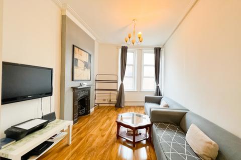 2 bedroom flat for sale, Park Parade, NW10