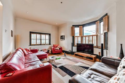 1 Tivoli Road, London, N8 8RE