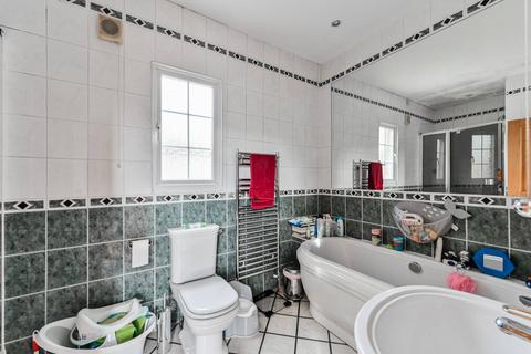 1 Tivoli Road, London, N8 8RE