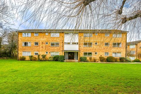 3 bedroom flat for sale - The Shimmings, Boxgrove Road, Guildford, GU1