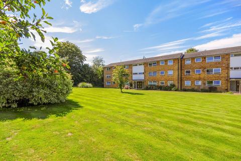 3 bedroom flat for sale, The Shimmings, Boxgrove Road, Guildford, GU1