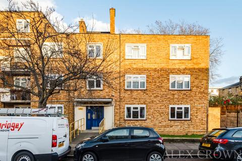 2 bedroom flat for sale - Shelly House Boyton Road, Hornsey