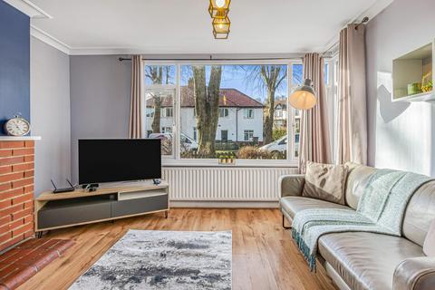 4 bedroom house to rent, LANGDALE AVENUE, Leeds