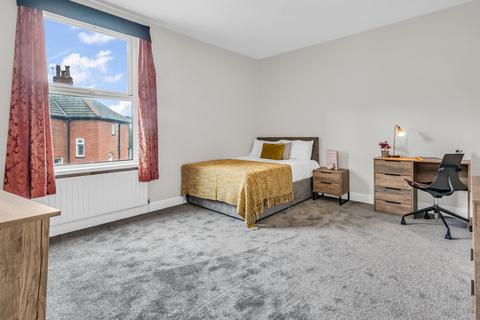 4 bedroom house to rent, Beechwood Road, Leeds