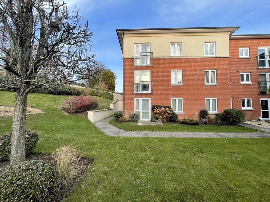 Peelers Court, St Andrews Road, Bridport, Dorset, DT6 2 bed apartment