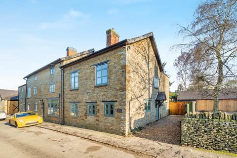 5 bedroom cottage for sale - Baker Street, Brackley, Northamptonshire NN13 5PH