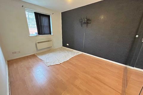 2 bedroom apartment to rent, Armstrong Quay, Liverpool