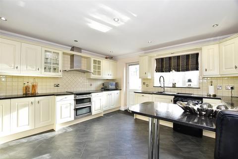 4 bedroom detached house for sale - London Road, Wickford, Essex