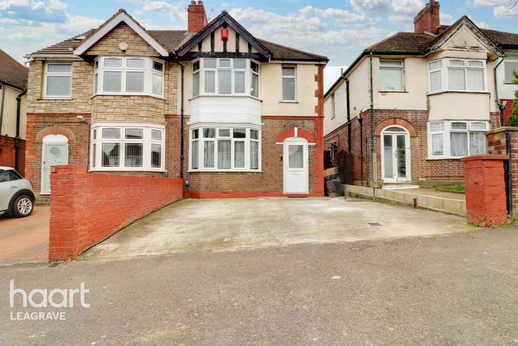 Leicester Road, LUTON 3 bed semidetached house for sale £375,000