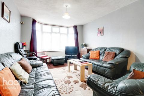 3 bedroom semi-detached house for sale, Leicester Road, LUTON