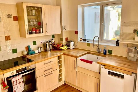 72 Lowden Close, Badger Farm, Winchester, SO22 4EW