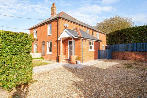 undefined, Spring Gardens, Alresford, Hampshire, SO24