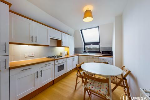 2 bedroom flat to rent, East Castle Road, Merchiston, Edinburgh, EH10