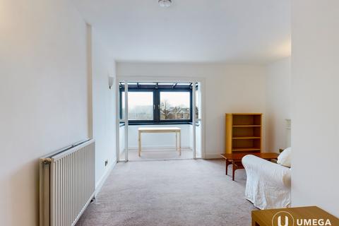 2 bedroom flat to rent, East Castle Road, Merchiston, Edinburgh, EH10