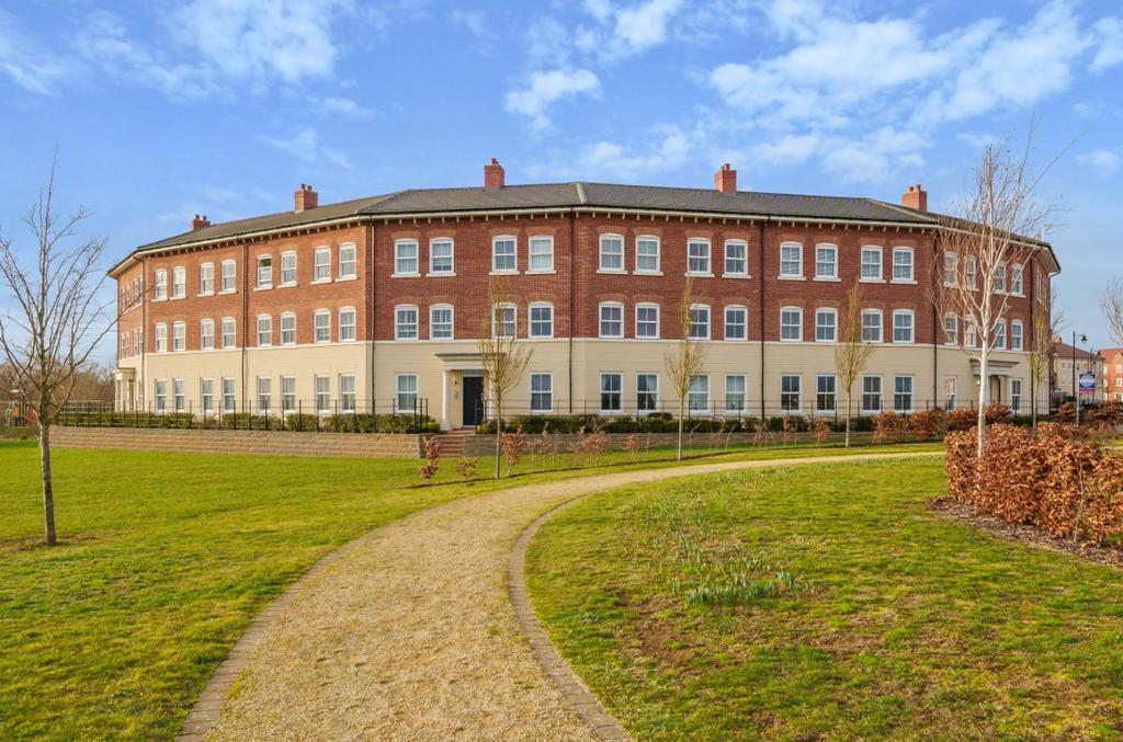 Flat, Saxon Court, Terrington Place... 2 bed apartment £210,000