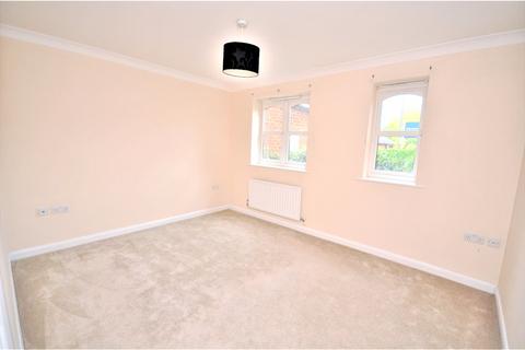 1 bedroom apartment for sale, Woodfield Road, Thames Ditton, Surrey, KT7