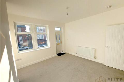 3 bedroom terraced house to rent, Hough Lane, Wombwell S73