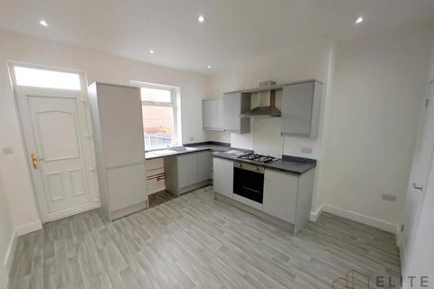 3 bedroom terraced house to rent, Hough Lane, Wombwell S73