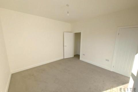 3 bedroom terraced house to rent, Hough Lane, Wombwell S73