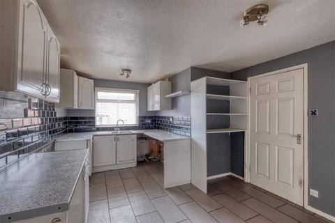 107 Exhall Close, Church Hill, Redditch, B98 9HZ
