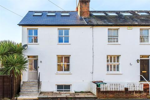 3 bedroom end of terrace house for sale - Nutley Lane, Reigate, Surrey, RH2