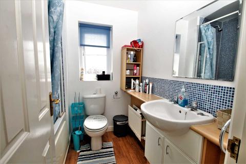 43 Buttercup Close, Corby, NN18 8LB