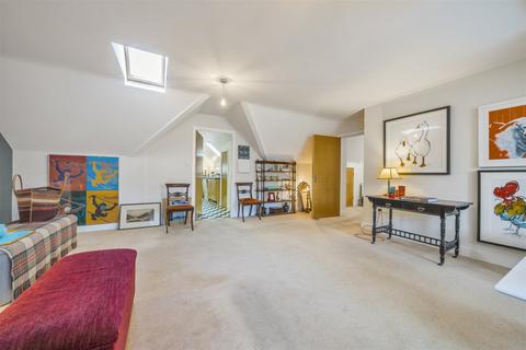 2 bedroom penthouse for sale - 25 Charter Gate, Boltro Road, Haywards Heath, RH16