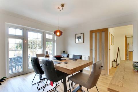 4 Parkfield, Hartley, Longfield, DA3 7RB