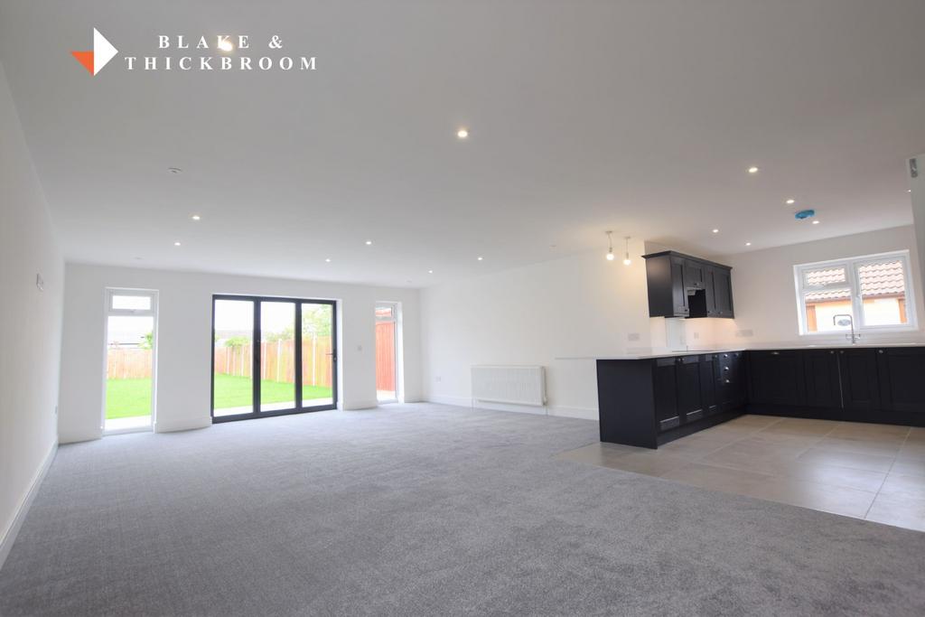 Clacton Road, Thorrington, 3 bed detached bungalow for sale £425,000