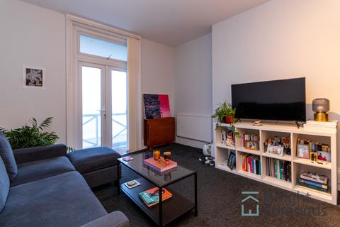 2 bedroom apartment to rent - Wellington Terrace, Sandgate Esplanade, Sandgate, Folkestone, CT20