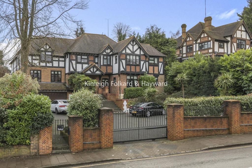 Chislehurst Road, Chislehurst 6 bed detached house £3,000,000