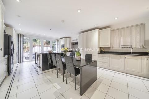 Beechwood Chislehurst Road, Chislehurst, BR7 5LD