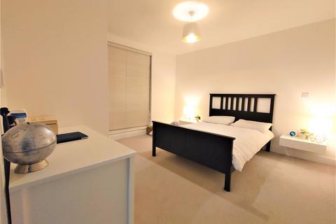 Flat 6, Samara House Catkin Place, Hayes, UB4 9FA
