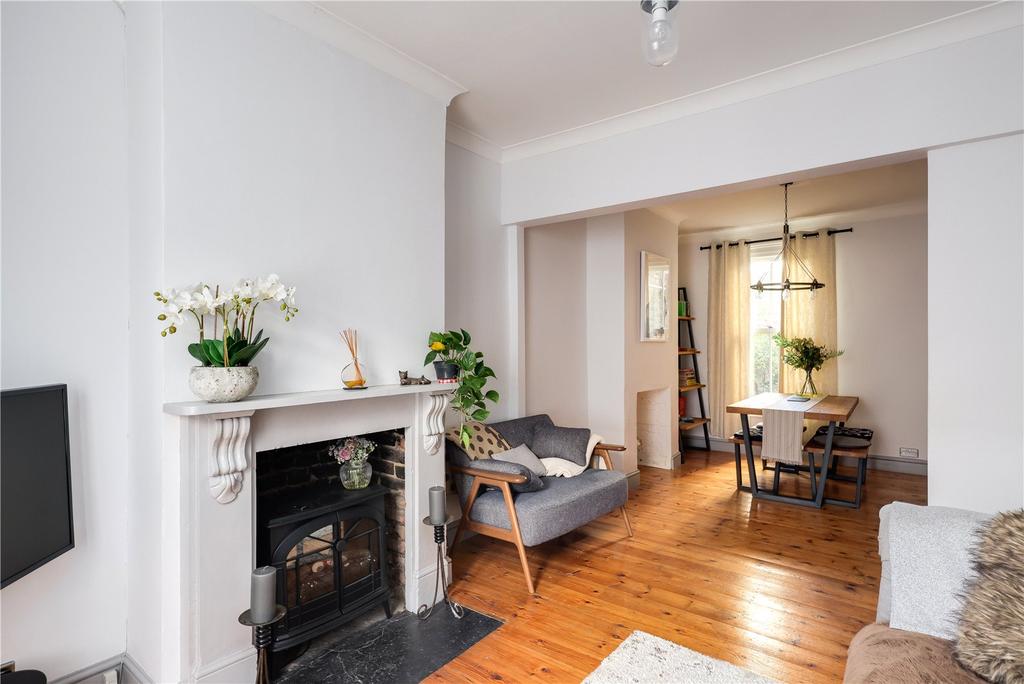 Living/Dining Room