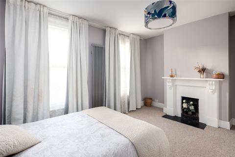 29 Arrow Road, London, E3 3HE