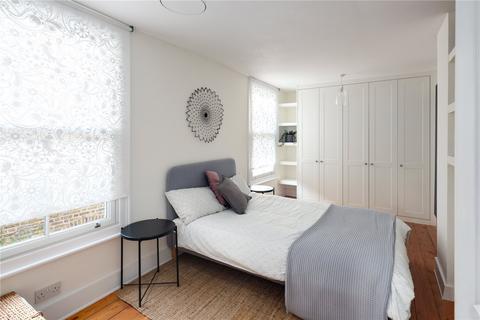 29 Arrow Road, London, E3 3HE