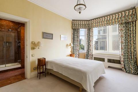 Flat 11, York House York House Place, London, W8 4EY