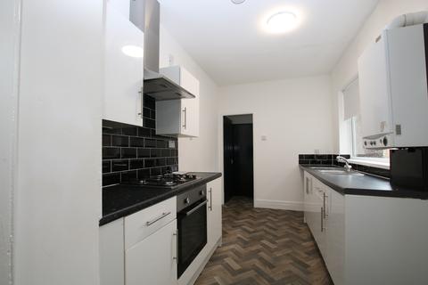2 bedroom flat to rent - Hartington Street, Newcastle upon Tyne, NE4
