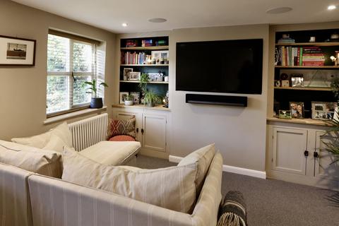 Flint Cottage Bryants Bottom, Great Missenden, HP16 0JU