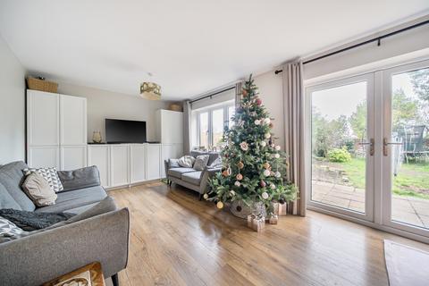 undefined, Painswick Close, Sarisbury Green, Hampshire, SO31