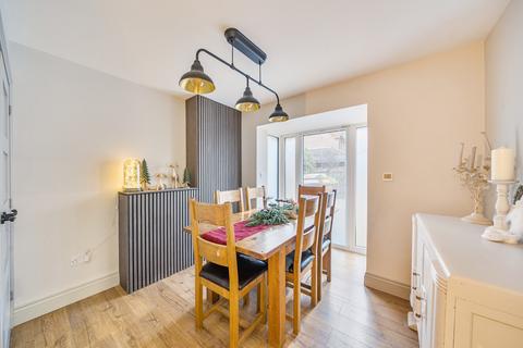 undefined, Painswick Close, Sarisbury Green, Hampshire, SO31