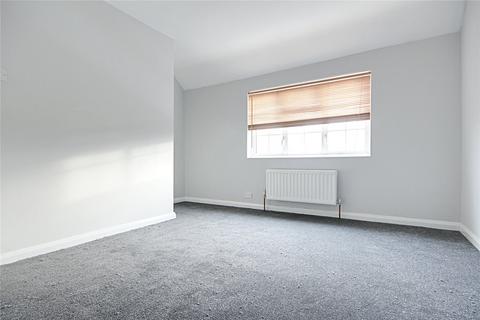 3 bedroom terraced house to rent, Croft Road, Enfield, EN3