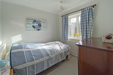 14 Tollards Road, Exeter, EX2 6JJ