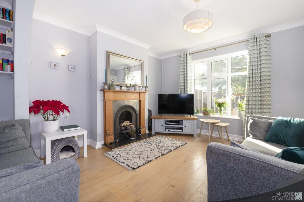 Barnham Broom Road, Wymondham 4 bed semidetached house £280,000