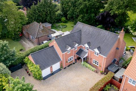 5 bedroom detached house for sale, Hoveton