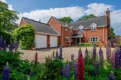 5 bedroom detached house for sale, Hoveton