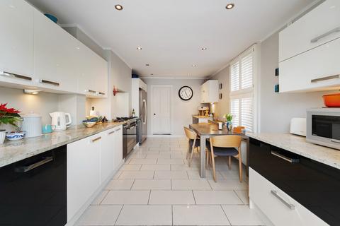 31 Addison Road, London, E11 2RG